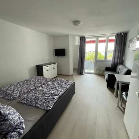 Apartment Messmer *